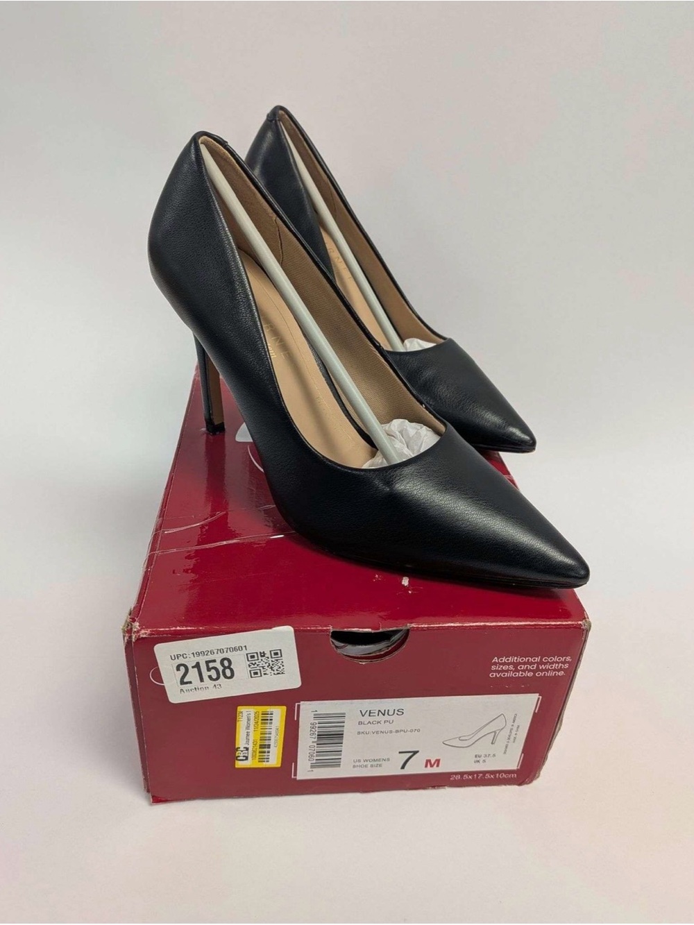 VENUS Black Pointed-Toe High Heel Pumps